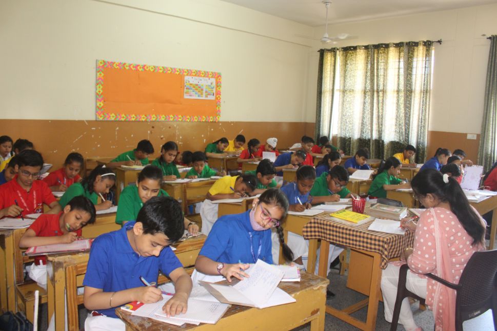 CALLIGRAPHY COMPETITION-CLASS 6 AND CLASS 7